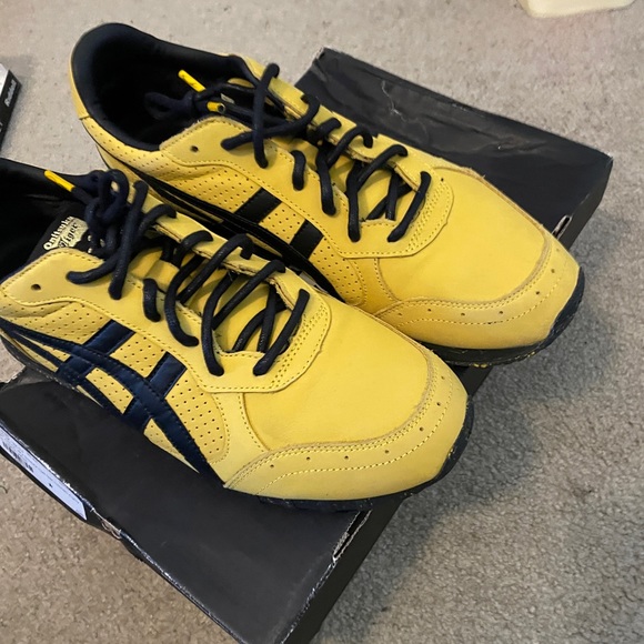 Bruce lee Addition with ASICS - Picture 6 of 6